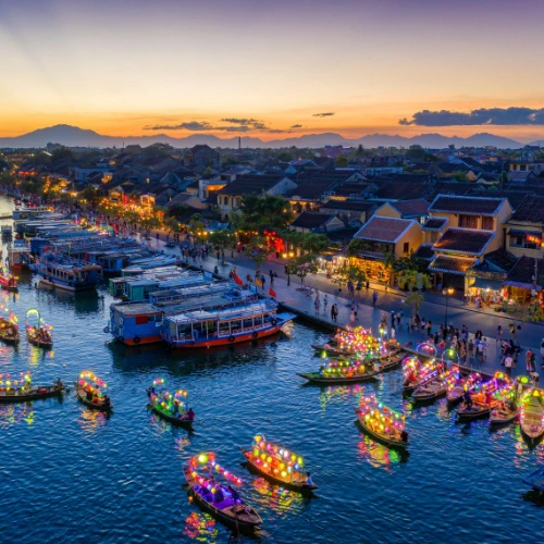 Ho Chi Minh - Fly to Da Nang - Hoi An