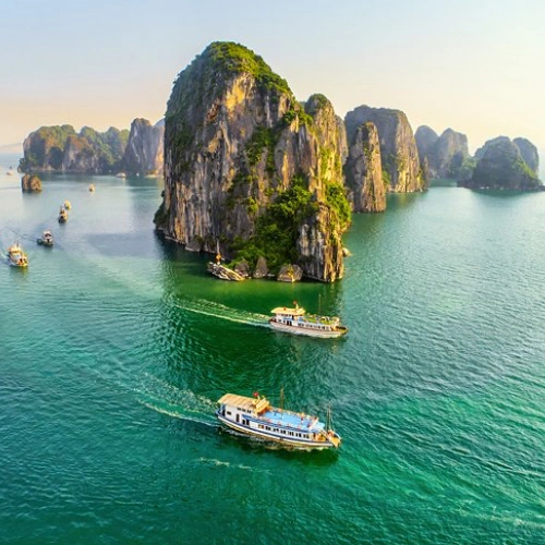 Ninh Binh - Ha Long Bay 