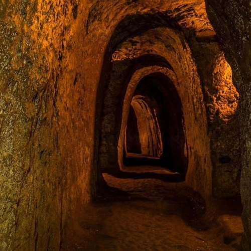 Ho Chi Minh - City tour - Cu Chi Tunnels 