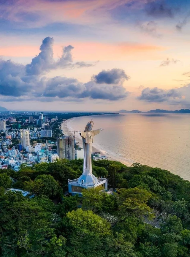 Vietnam luxury tour 10 days