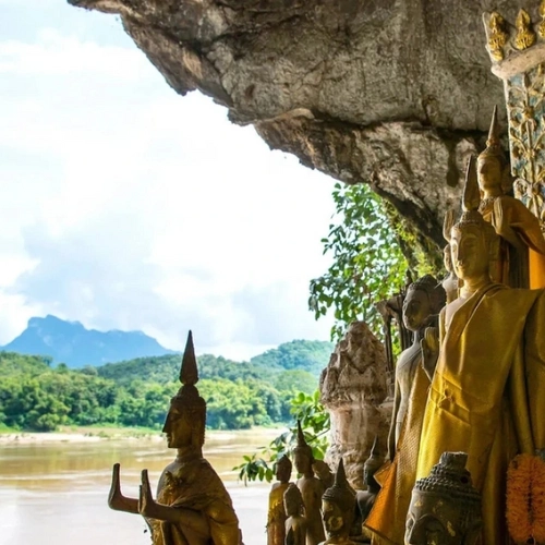 Luang Prabang - Pak Ou Caves
