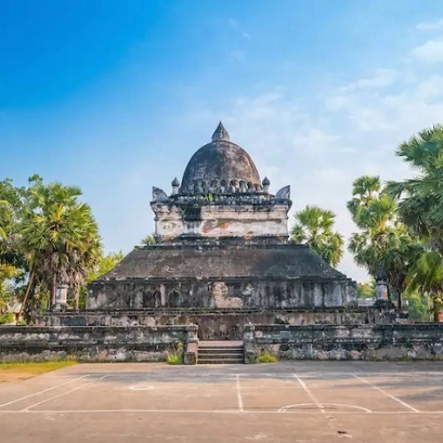 Vientiane - Train to Luang Prabang - City tour