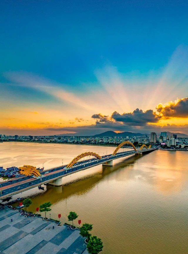 Da Nang discovery half day private tour from Hotel in Da Nang center