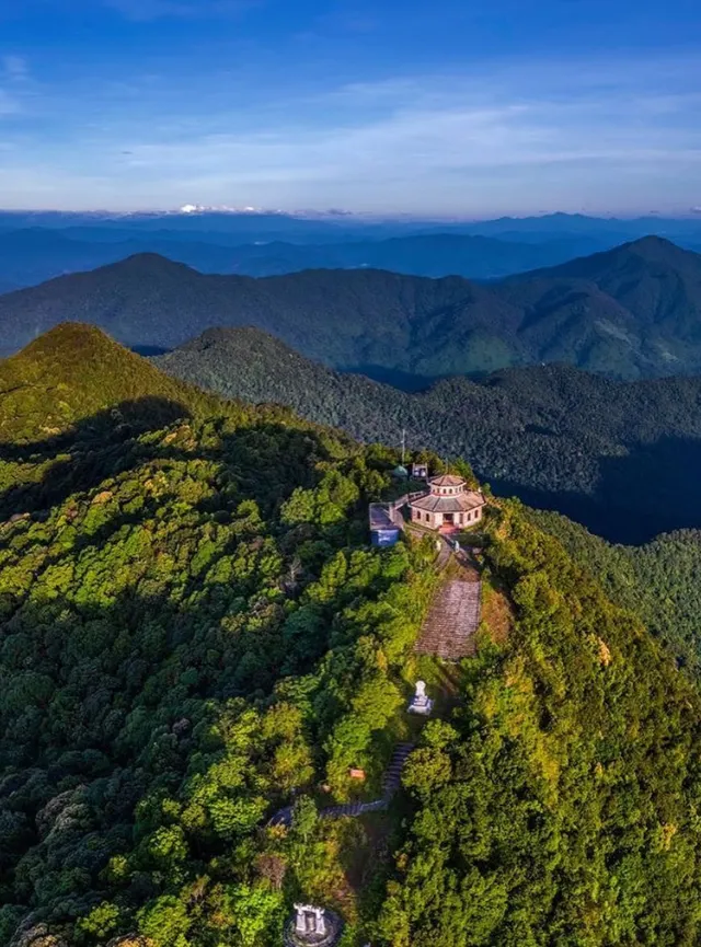 Hue – Bach Ma national park tour