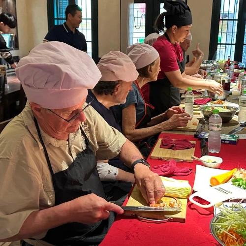 Hanoi - Cooking class & market tour 