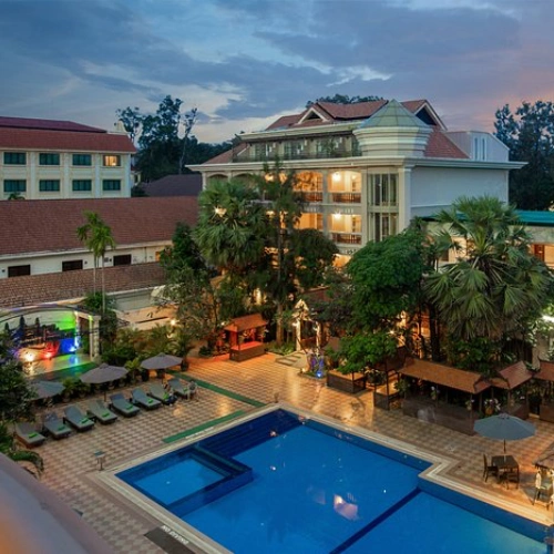 https://avexvietnam.com/wp-content/uploads/Somadevi-Angkor-Resort.webp