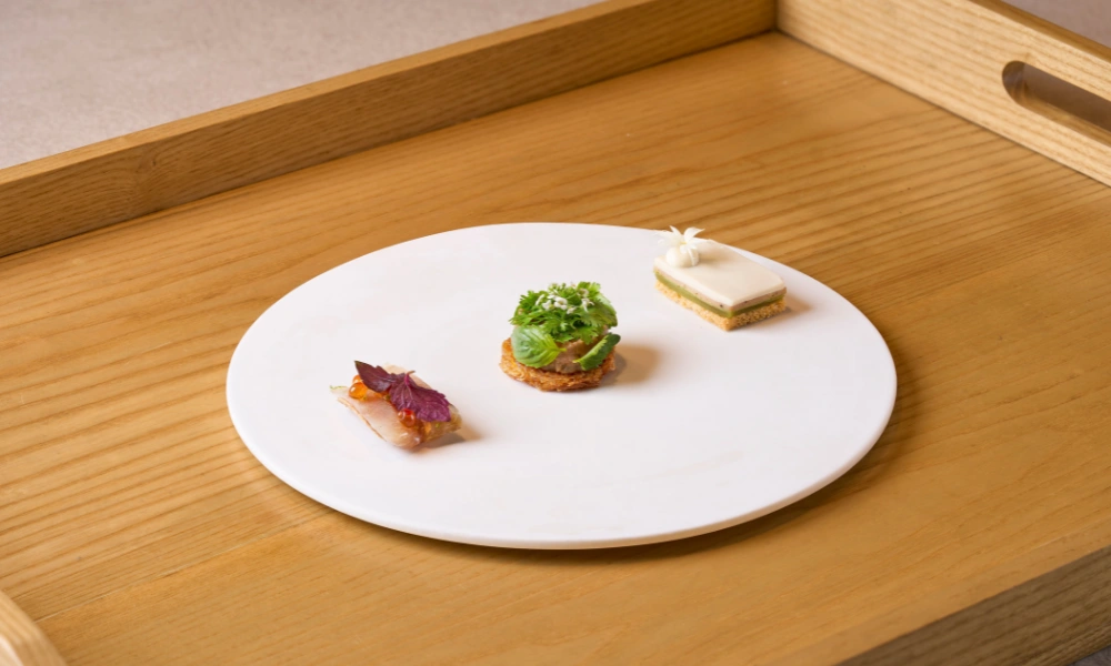 The dish was presented like an artwork in an exhibition